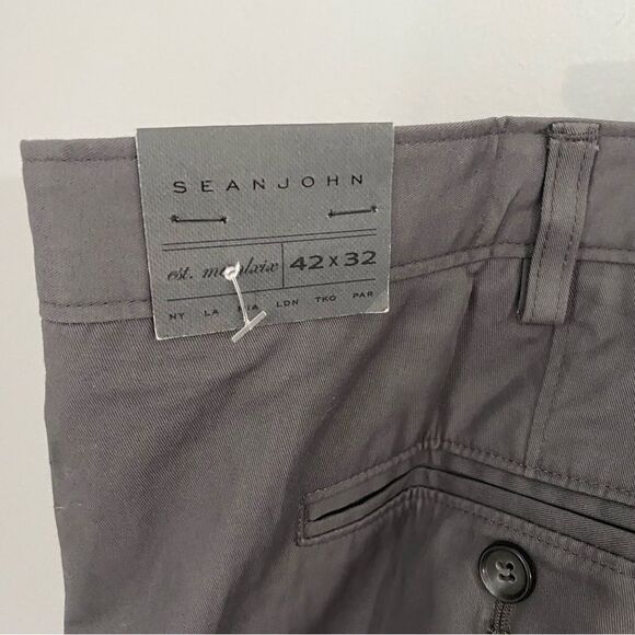 Sean John Men’s Pleated Front Chino Pants Gray size 42 x 32 - Picture 2 of 3